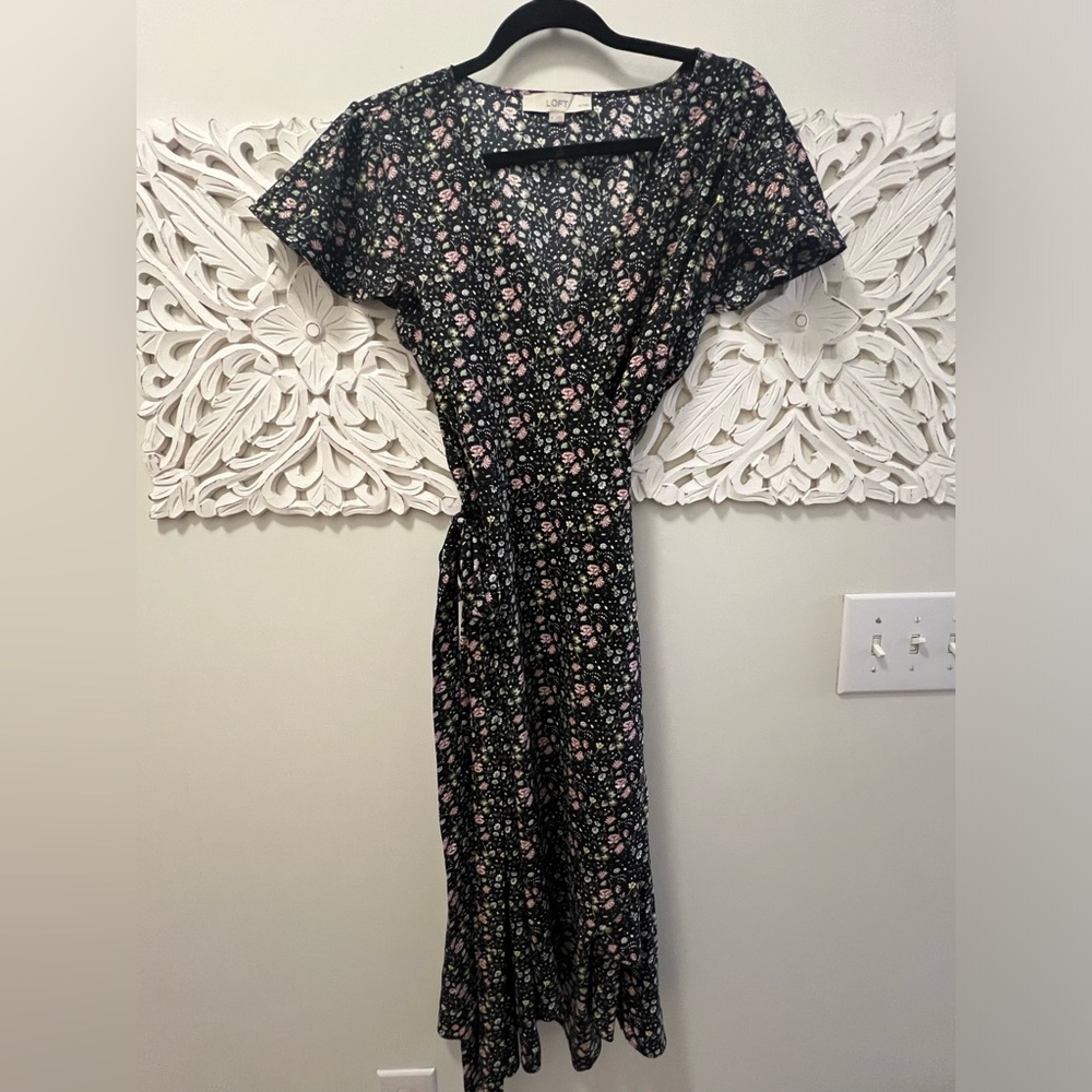 Loft Wrap Dress, mid length (Floral, 8 petite)